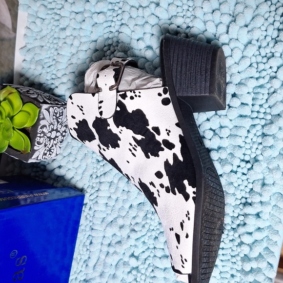 Pierre Dumas adorable black/white clogs. Worn 2 times. Size 8 1/2 - Picture 3 of 6